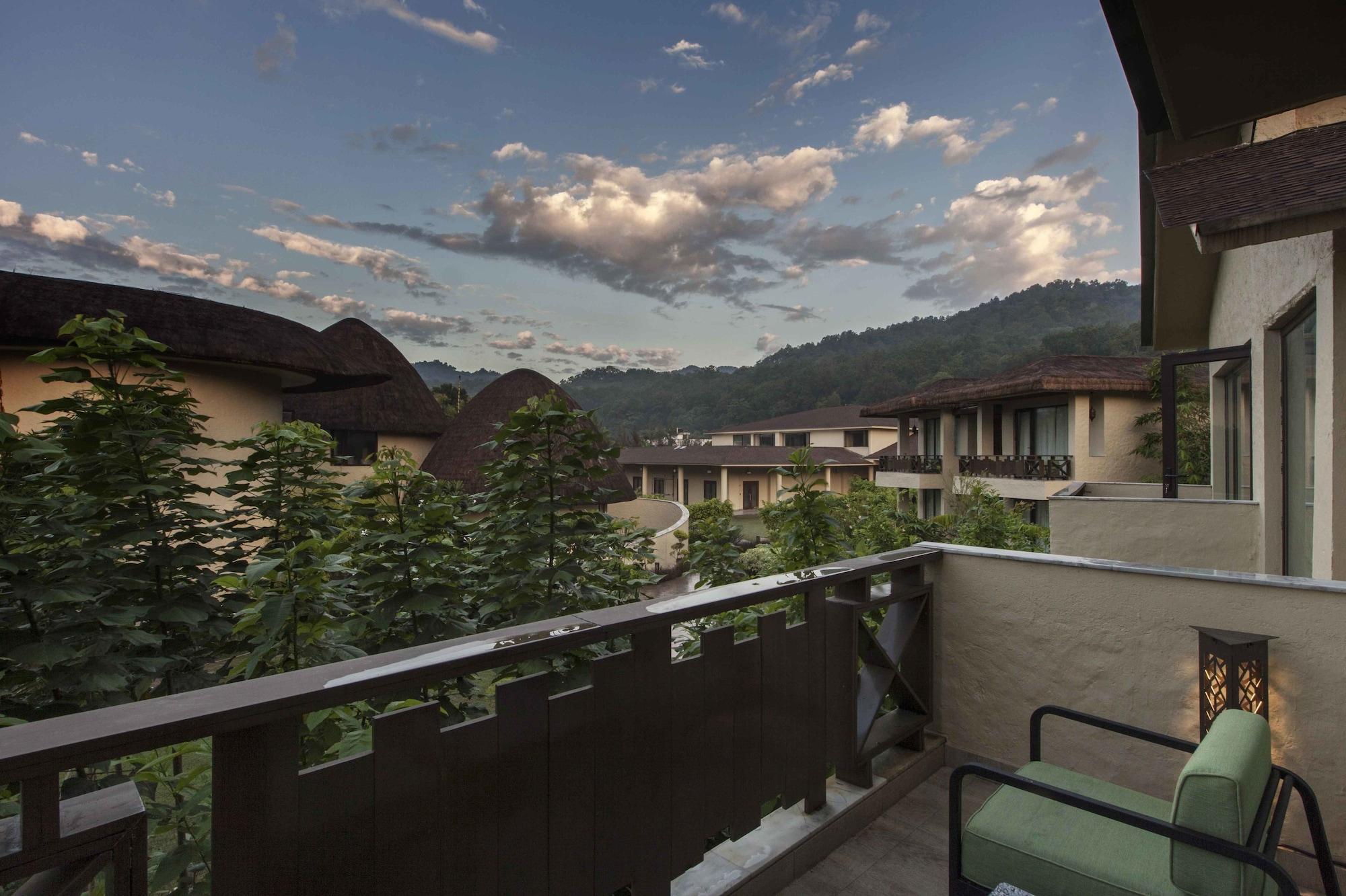 Hotel Lemon Tree Premier, Corbett Rāmnagar Exterior foto