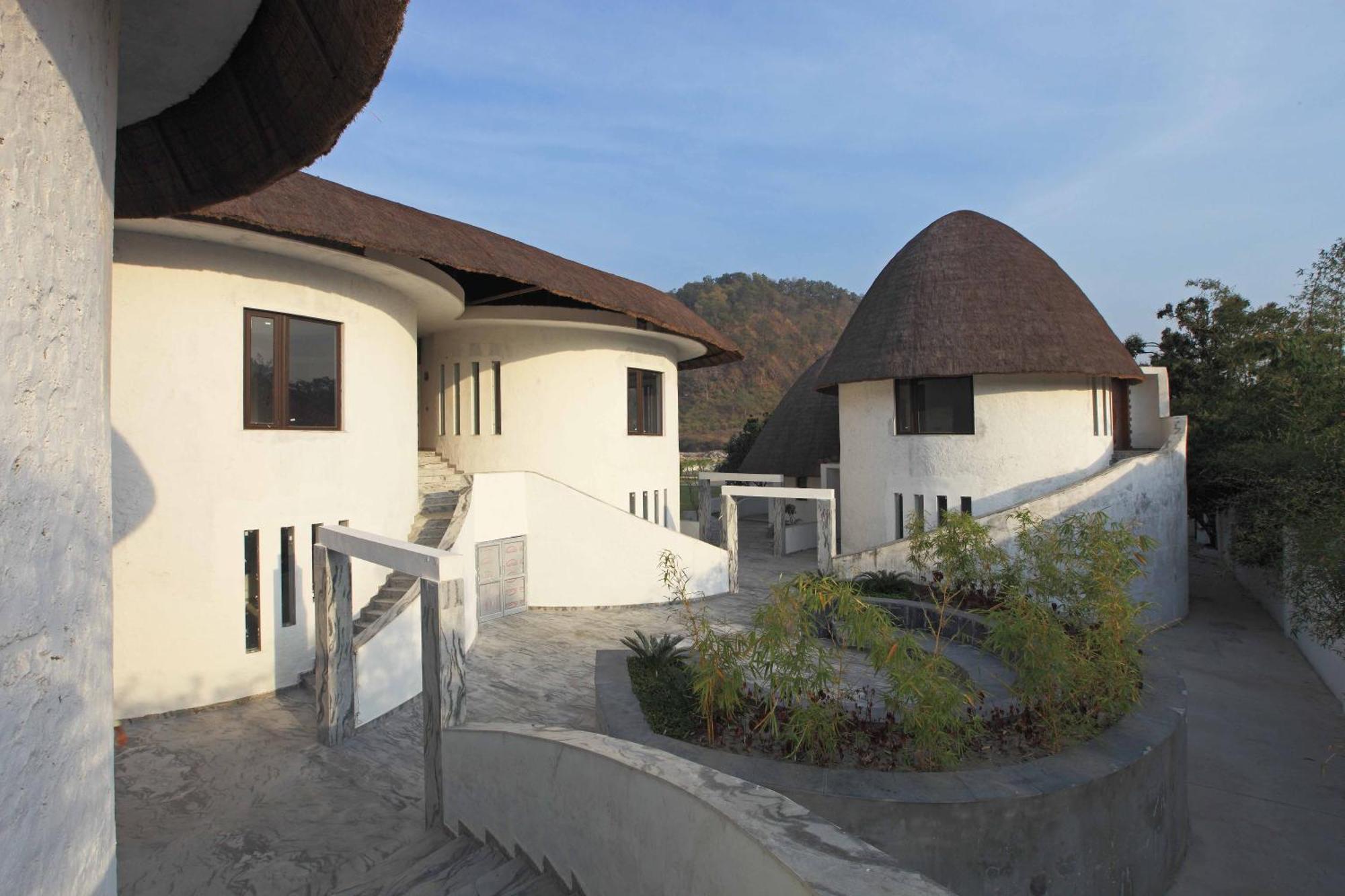 Hotel Lemon Tree Premier, Corbett Rāmnagar Exterior foto