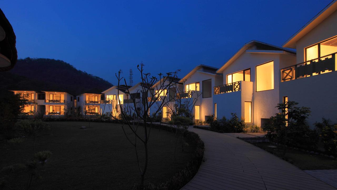 Hotel Lemon Tree Premier, Corbett Rāmnagar Exterior foto